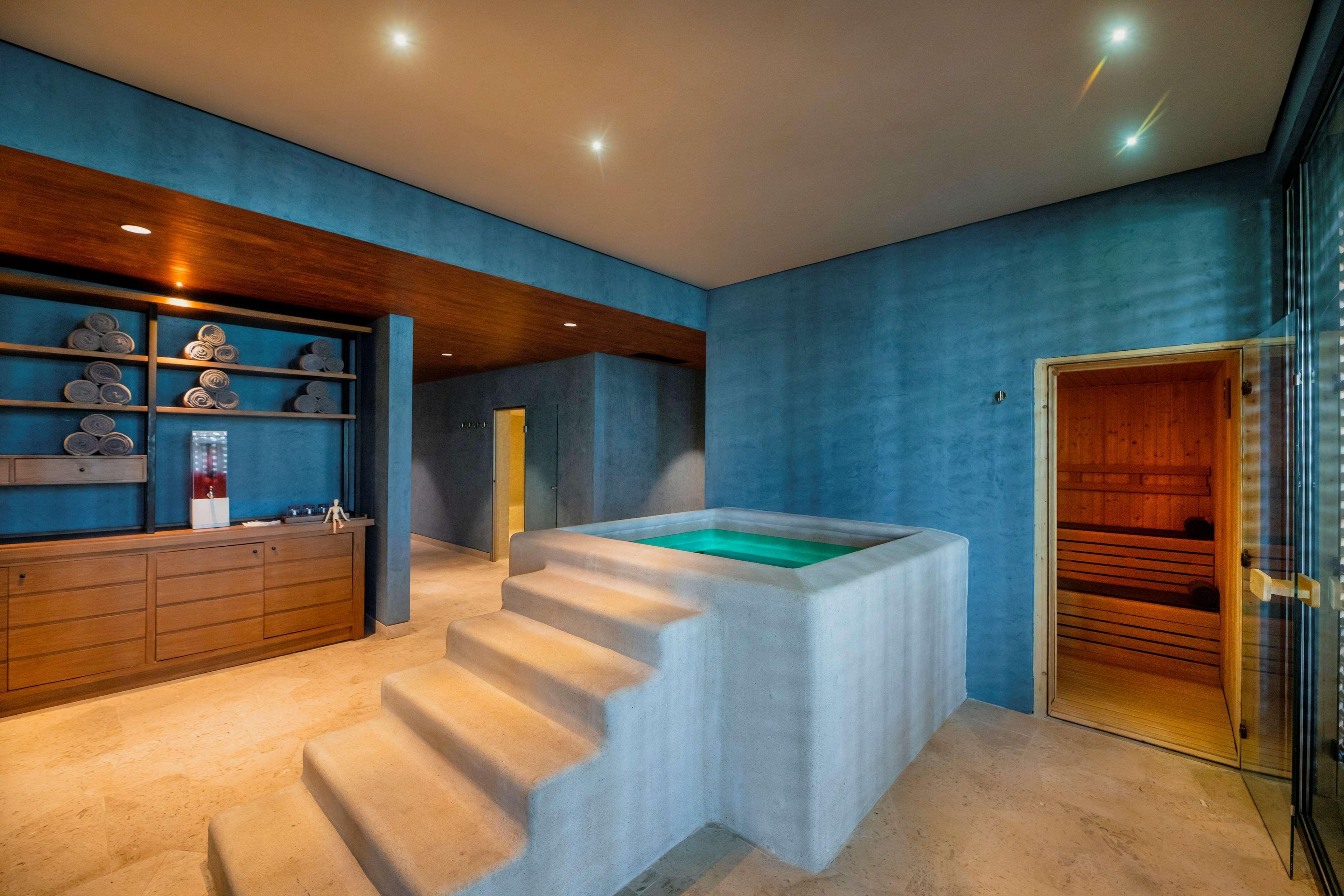 Resort Estudio Playa Mujeres - Family Experience